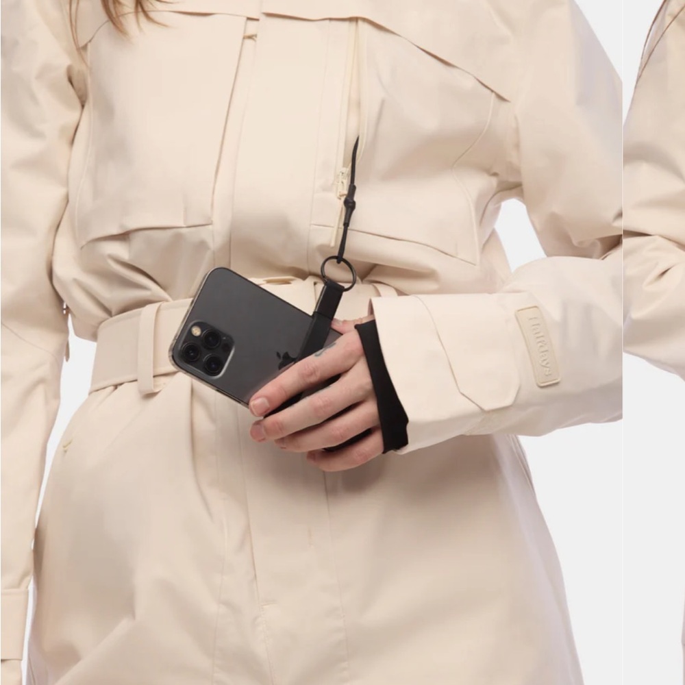 Women's Cream Ski & Snow Jacket - Picture 5 of 16